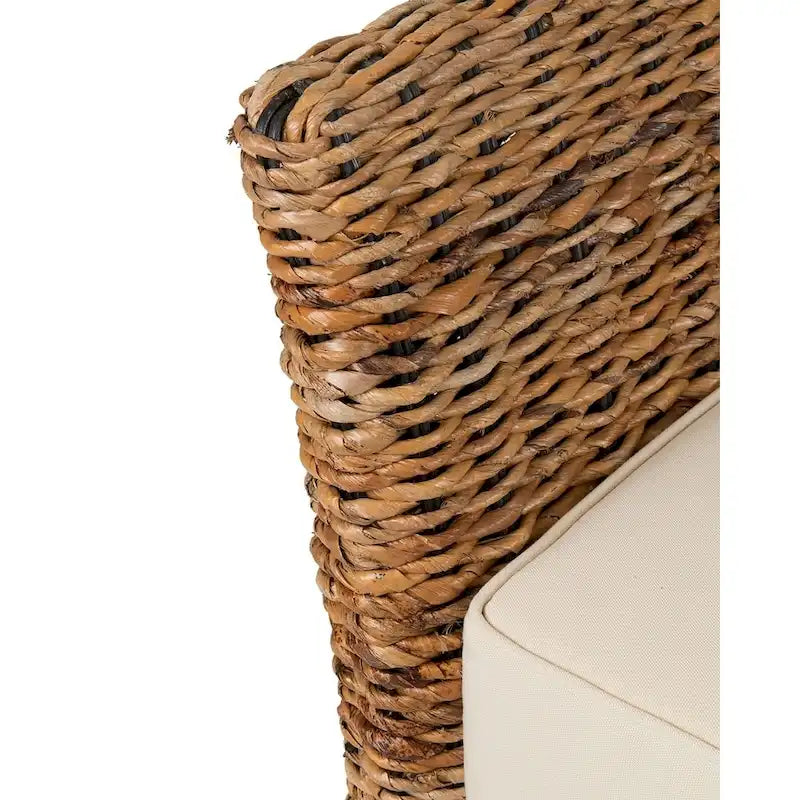 Banc en abaca naturel tressé avec coussin par East at Main