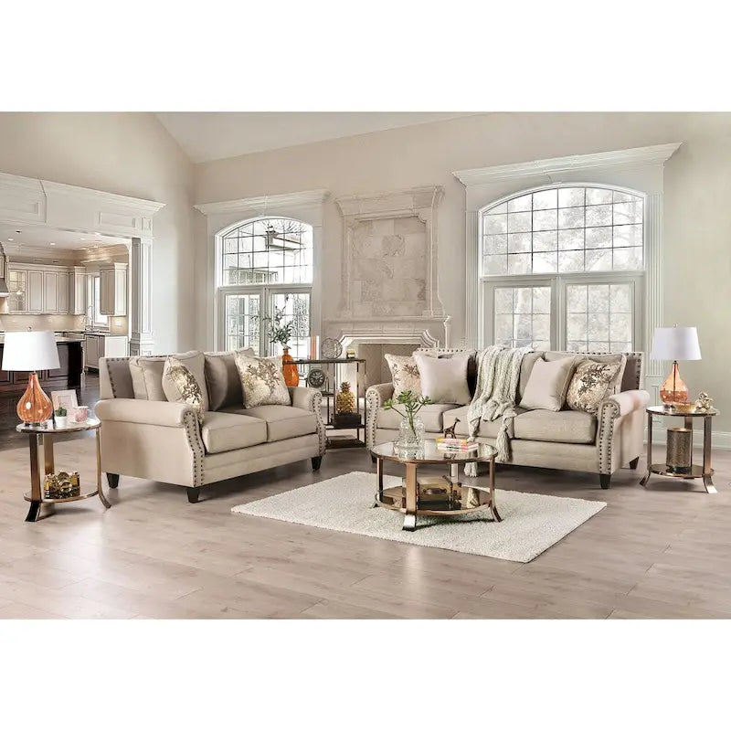 Canapé deux places rembourré traditionnel Qyn en bois massif beige de Furniture of America