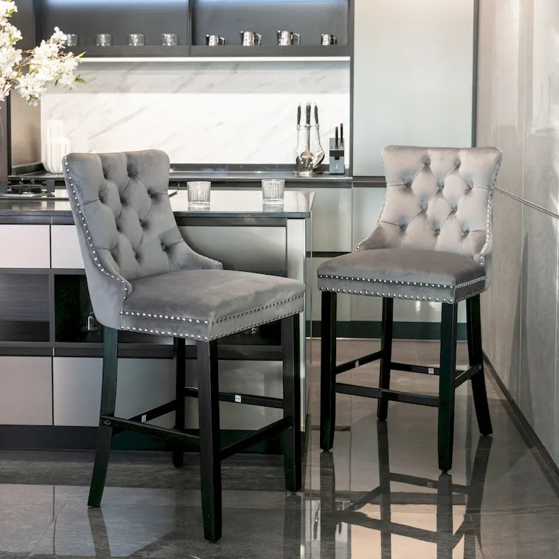 Tabourets de bar recouverts de velours