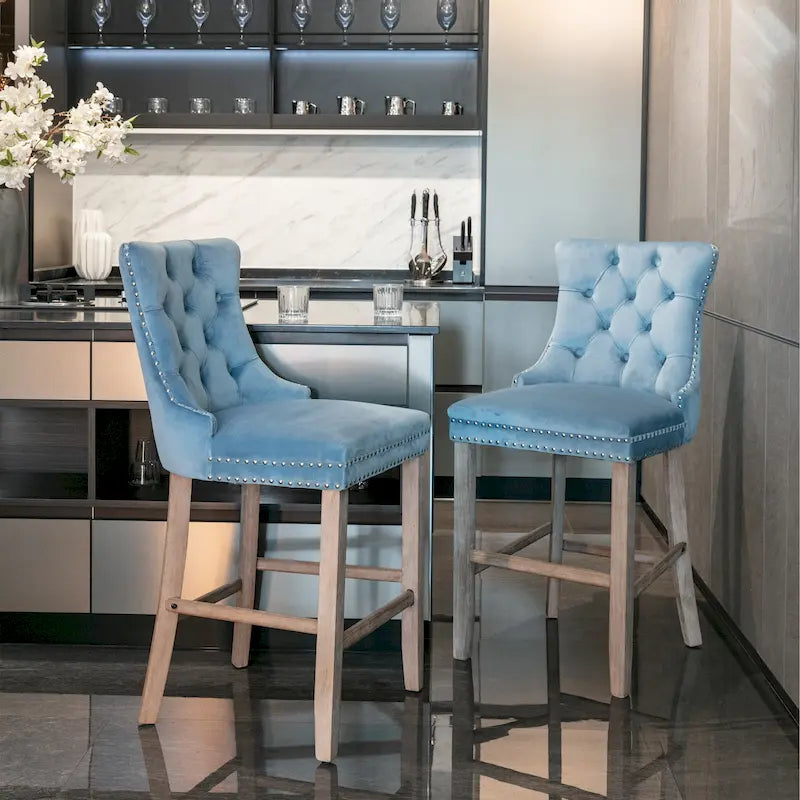 Tabourets de bar recouverts de velours