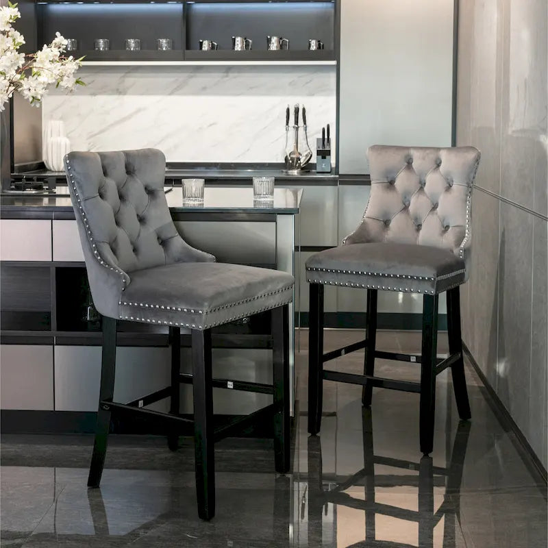 Tabourets de bar recouverts de velours