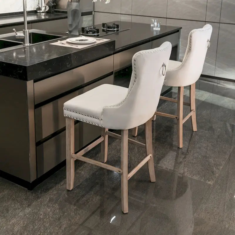 Tabourets de bar recouverts de velours