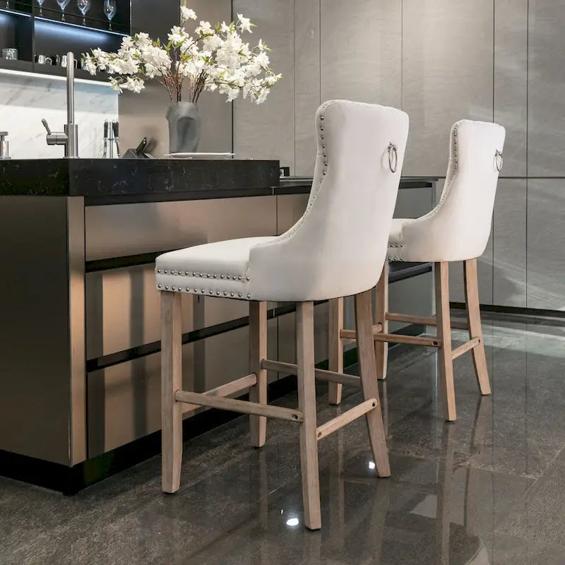 Tabourets de bar recouverts de velours