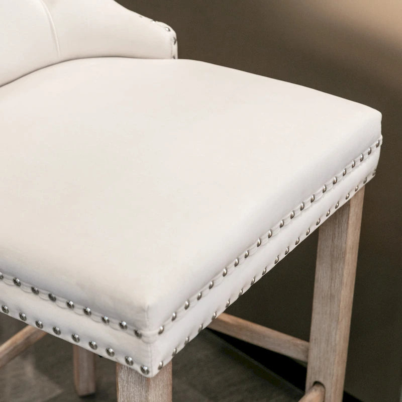 Tabourets de bar recouverts de velours
