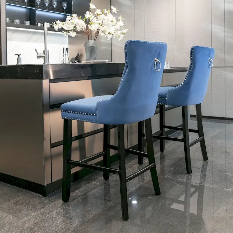 Tabourets de bar recouverts de velours
