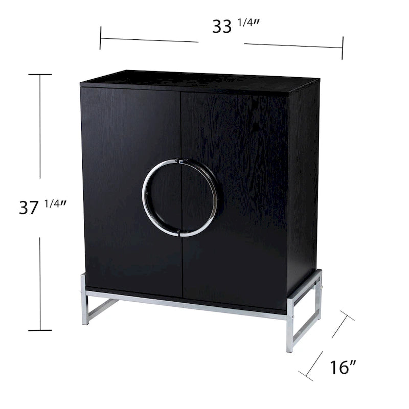 Meuble bar à double porte Pierton de SEI Furniture