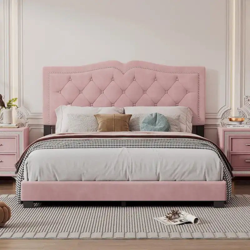 Cadre de lit rembourré Queen Size avec motif à rivets