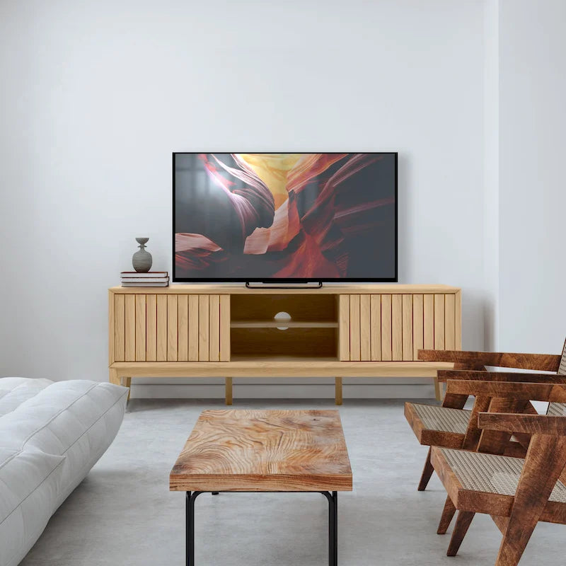 Meuble TV Damien 58 po, style ferme, avec 3 compartiments de rangement et portes coulissantes, compatible avec les téléviseurs jusqu'à 65 po, avec système de gestion des câbles, par JONATHAN Y - 58