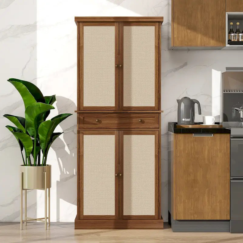Armoire à 4 portes avec 1 tiroir et 4 étagères intérieures réglables.