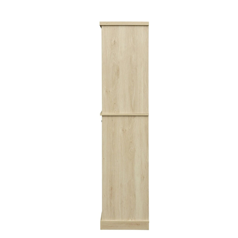 Armoire à 4 portes avec 1 tiroir et 4 étagères intérieures réglables.