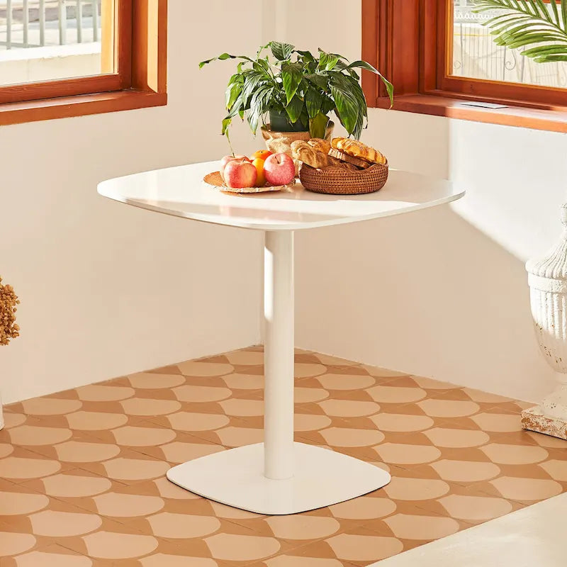 Table de salle à manger carrée tulipe 32