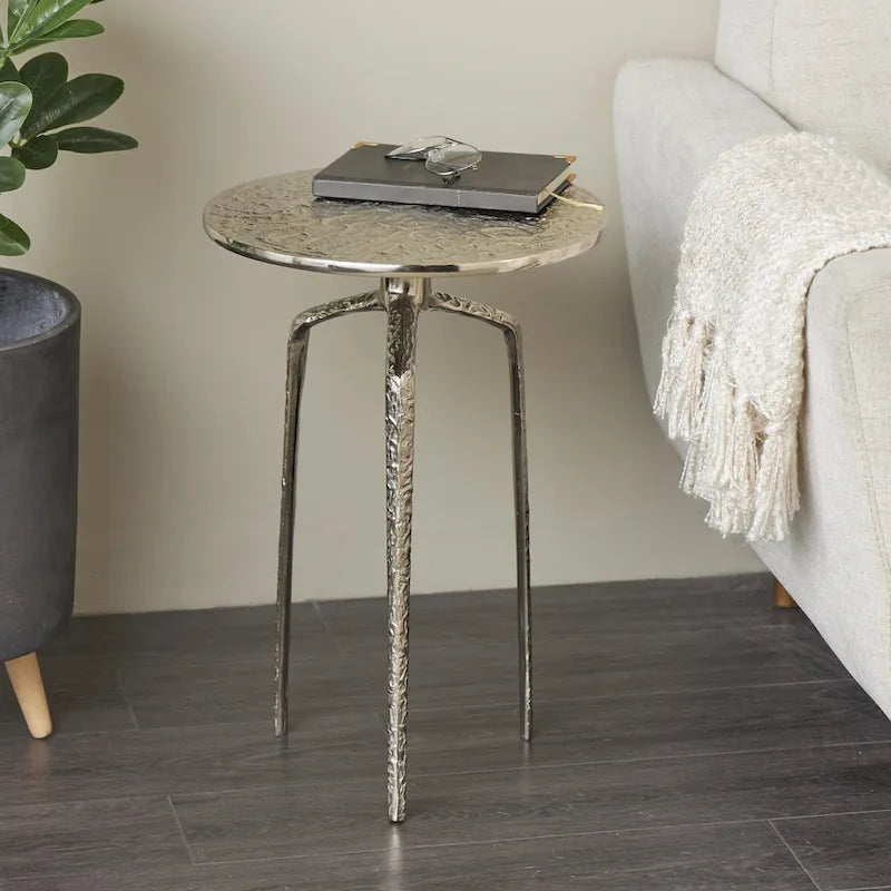 Table d'appoint d'appoint géométrique en aluminium texturé - Argent, Or ou Gris - Roche River Decor